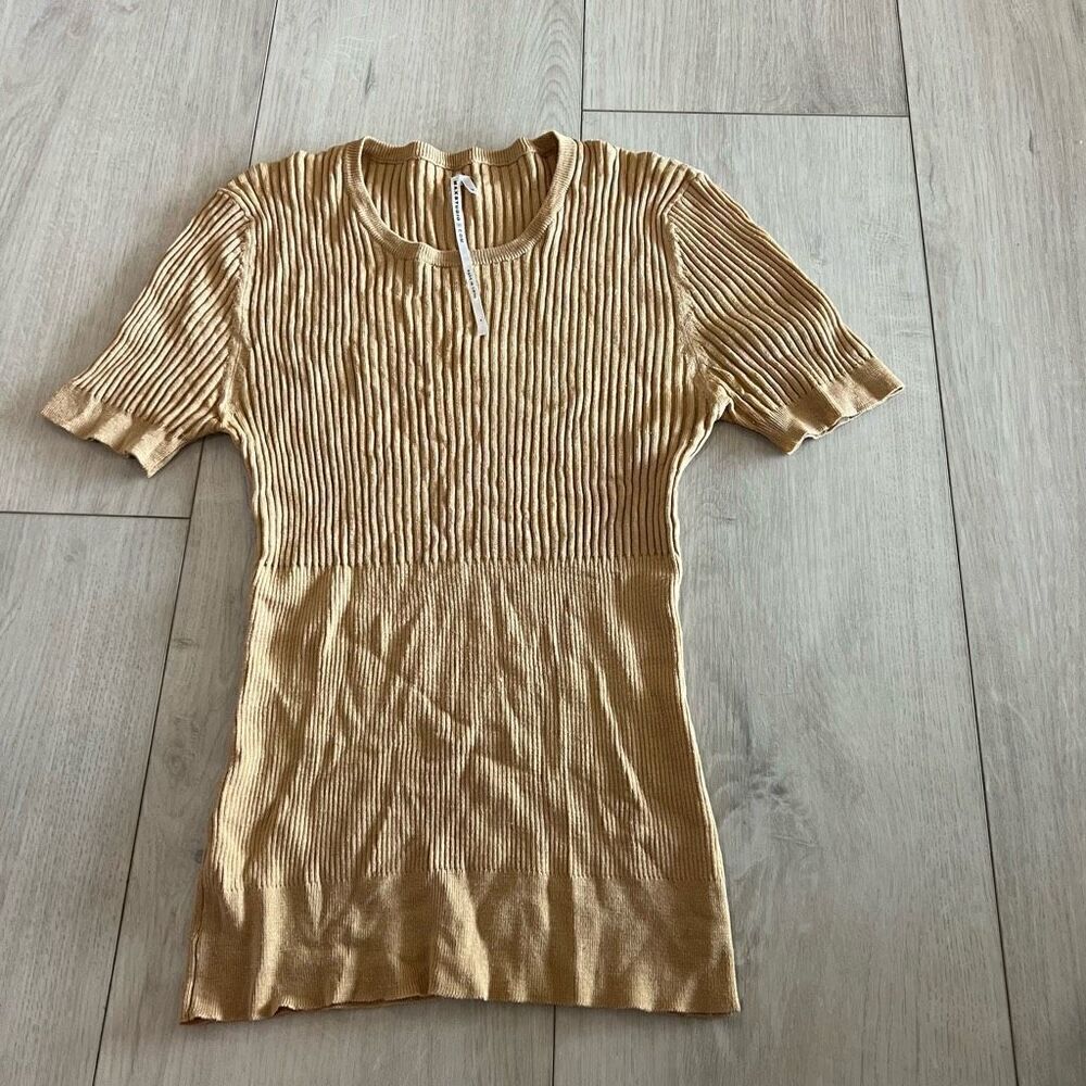 Max Studio women top size S